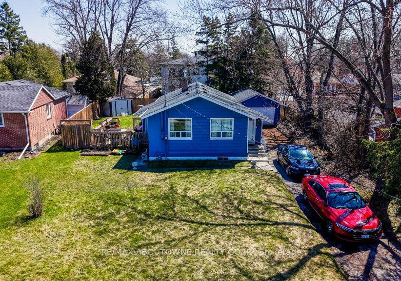 114-ringwood-road-oakville-ontario-w13078212