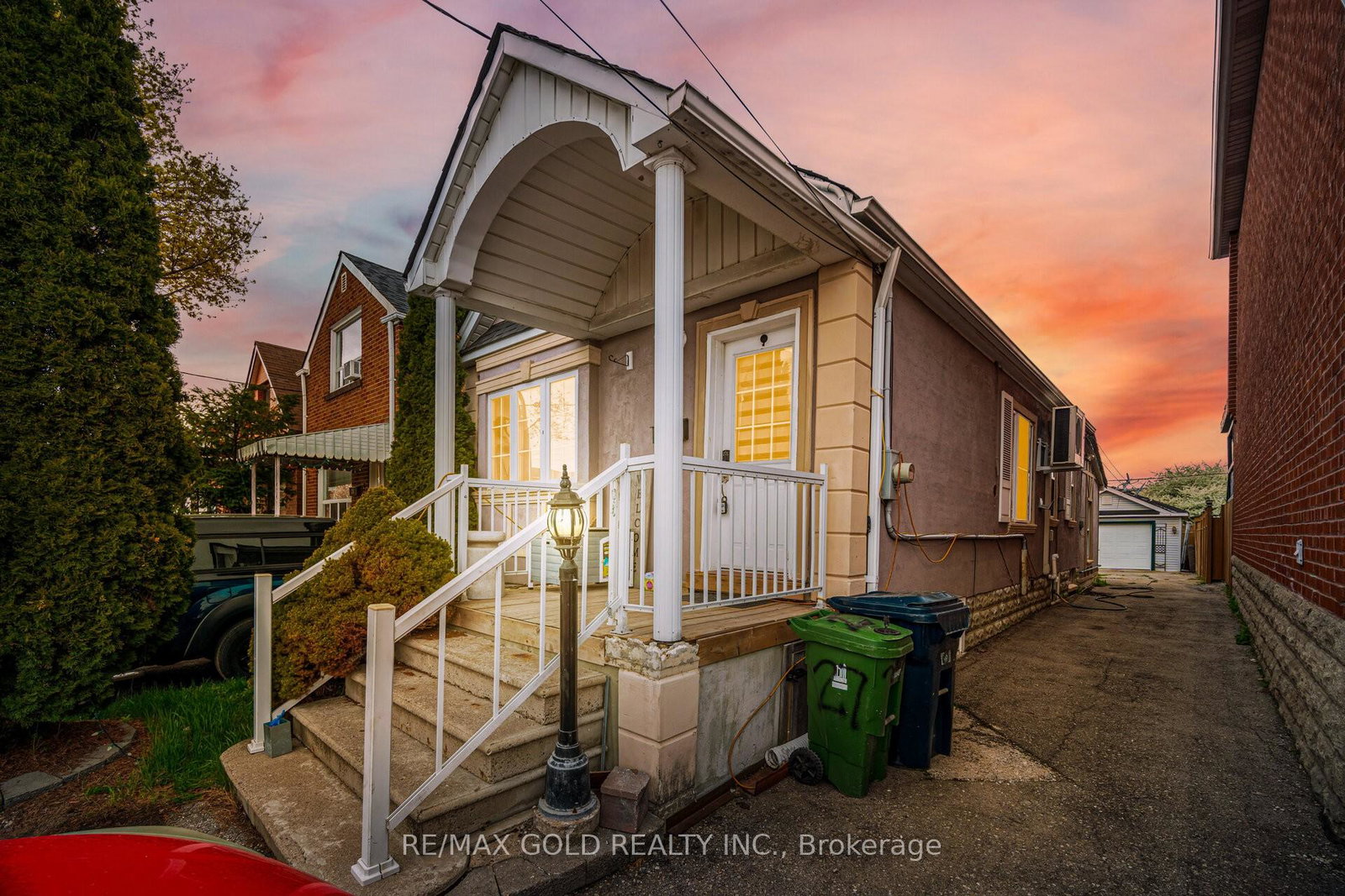 27-aileen-avenue-toronto-ontario-w13078316