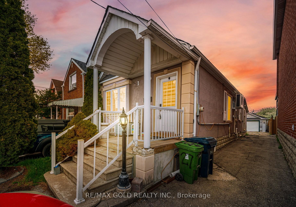 27-aileen-avenue-toronto-ontario-w13078316