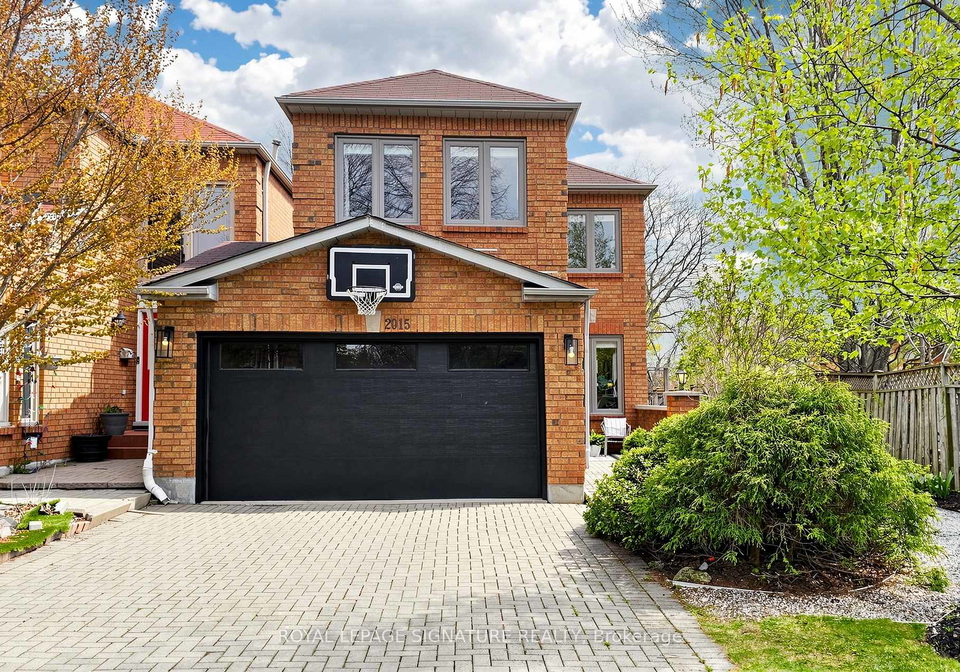 2015-brays-lane-oakville-ontario-w13078430