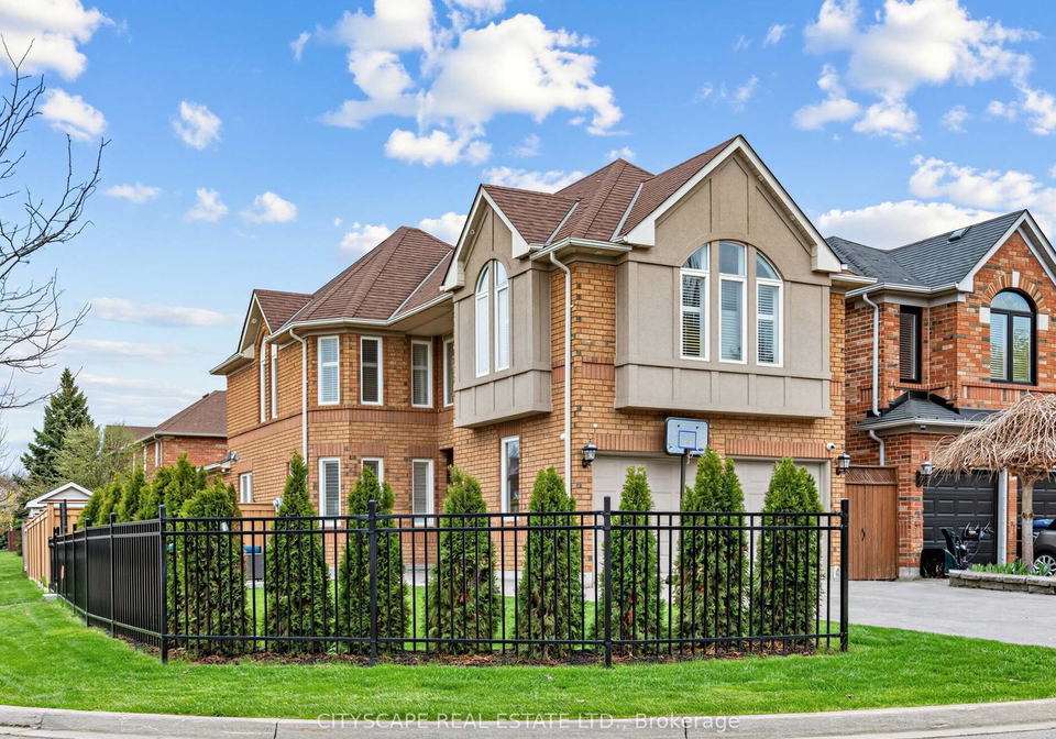 3671-forest-bluff-crescent-mississauga-ontario-w13078562