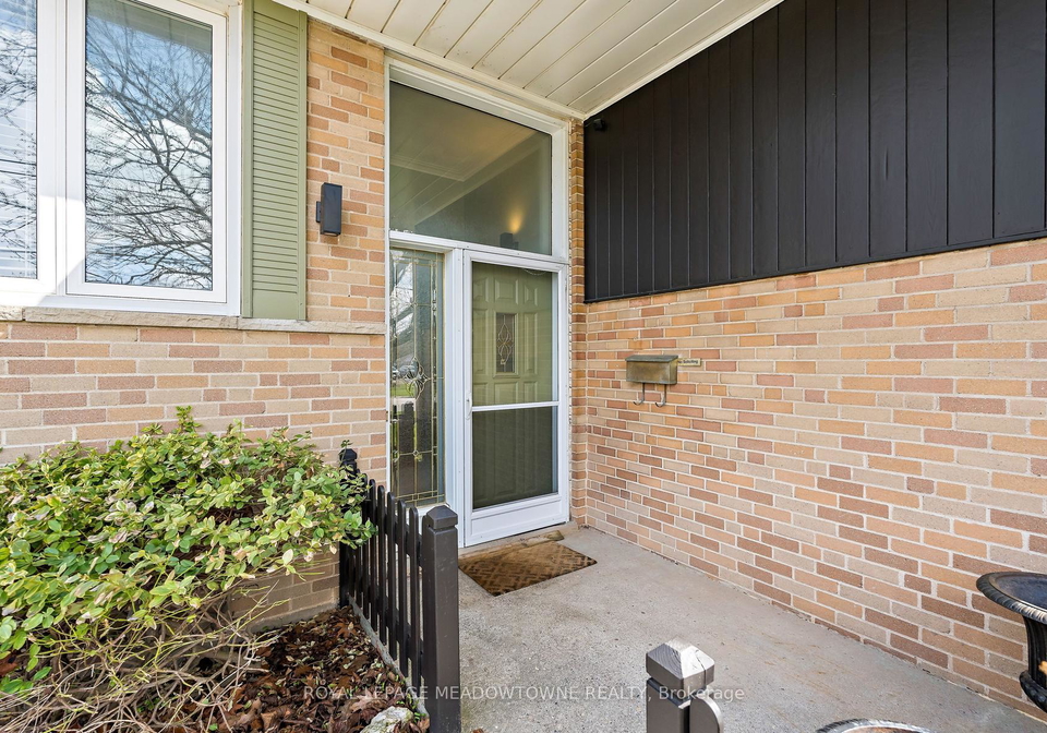 456-delrex-boulevard-halton-hills-ontario-w13078574