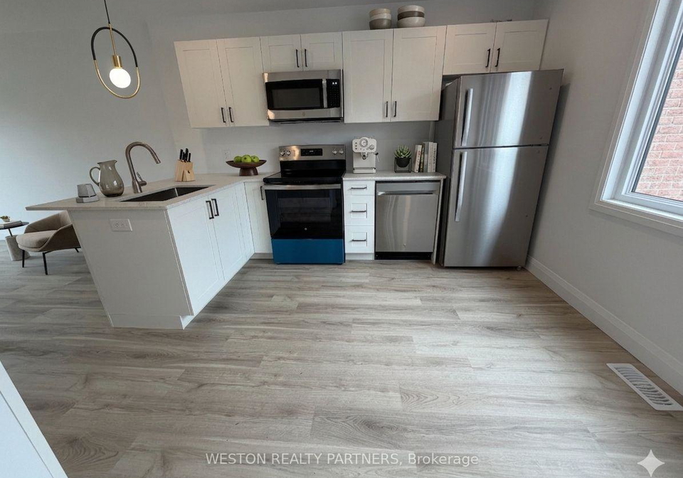 3030-driftwood-drive-n-burlington-ontario-w13078594