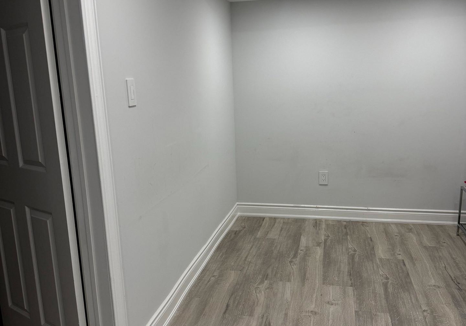 858-khan-crescent-mississauga-ontario-w13078674