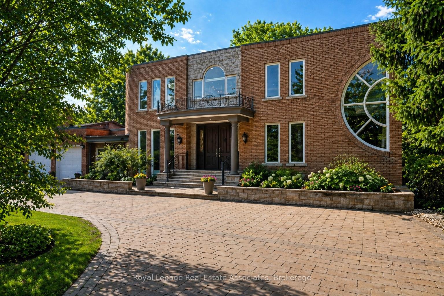 12-westmount-park-road-etobicoke-ontario-w13078768