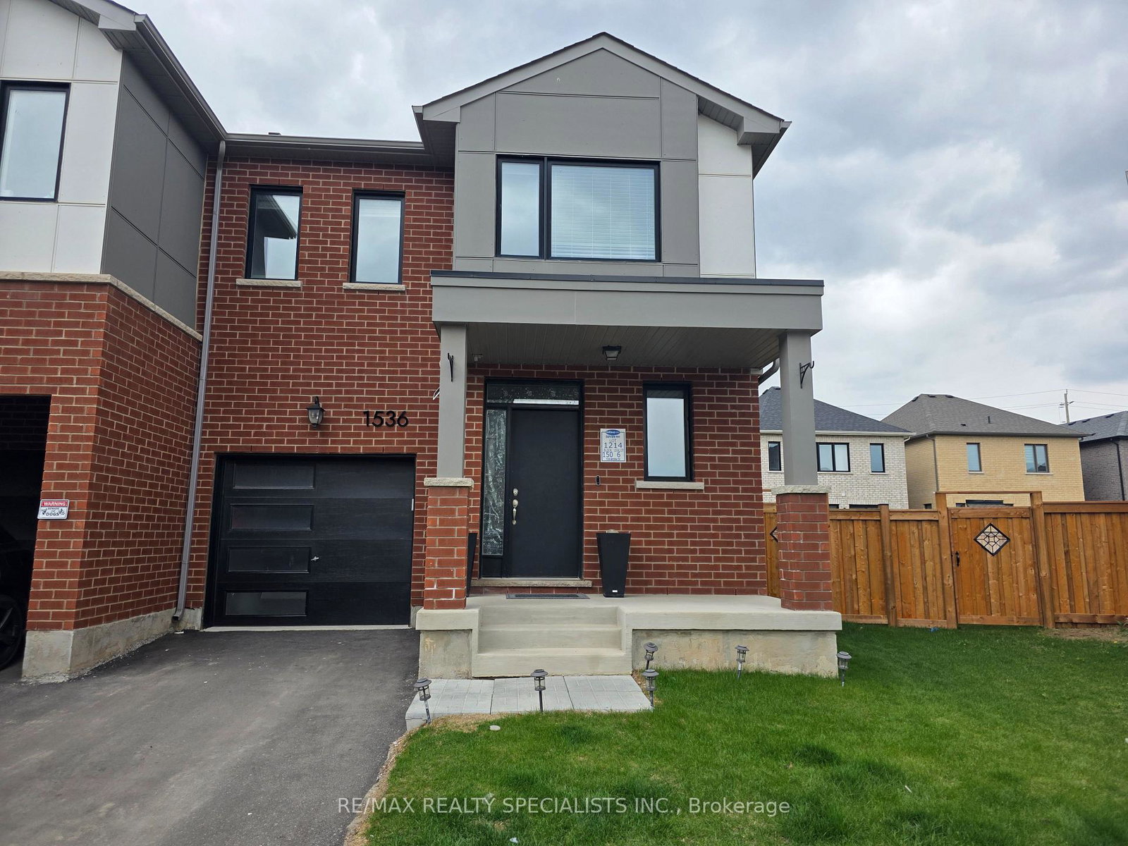 1536-moira-crescent-milton-ontario-w13078838