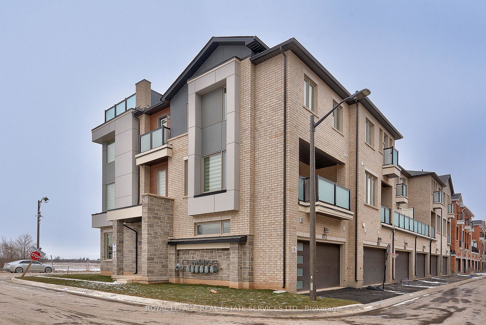 1172-wheat-boom-drive-oakville-ontario-w13078950