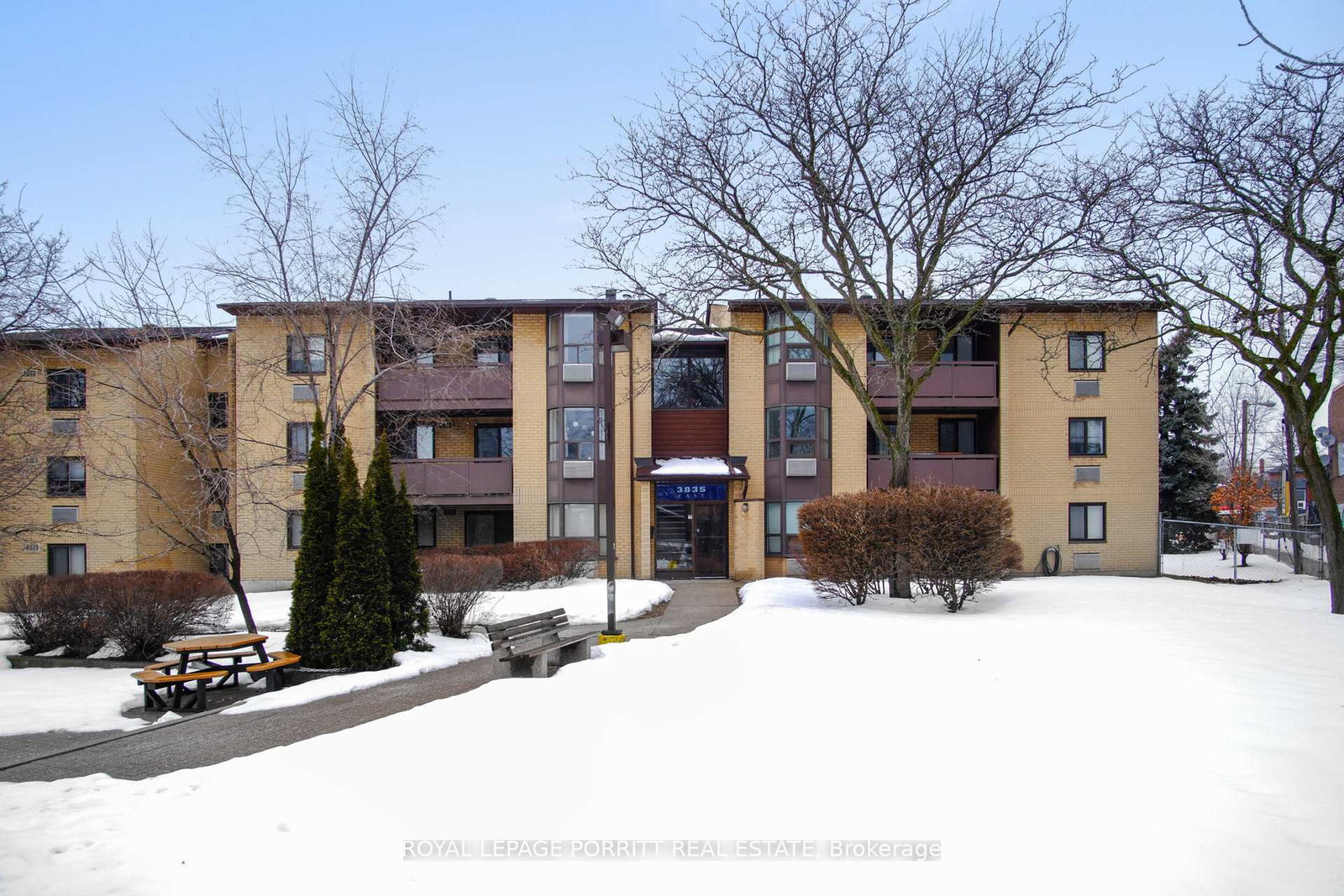 3835-lake-shore-boulevard-w-etobicoke-ontario-w13079064