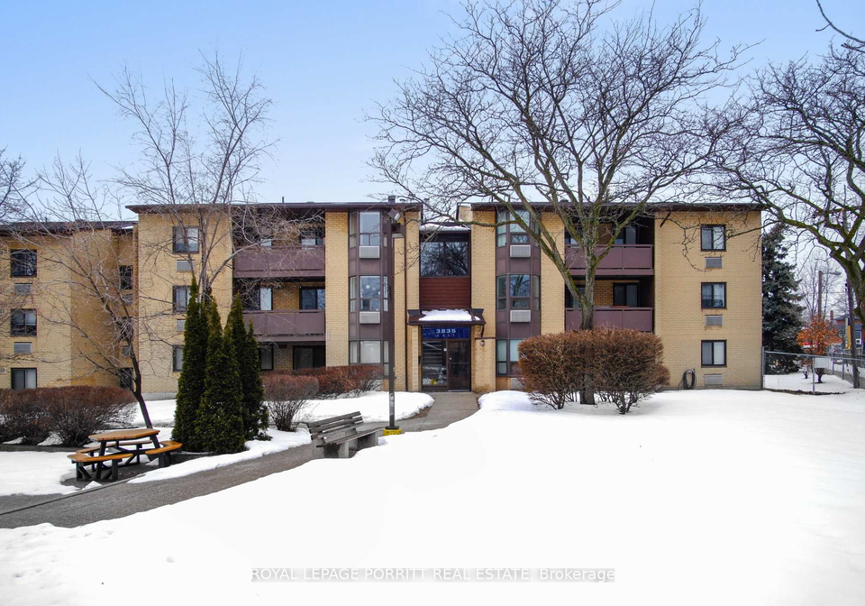 3835-lake-shore-boulevard-w-etobicoke-ontario-w13079064