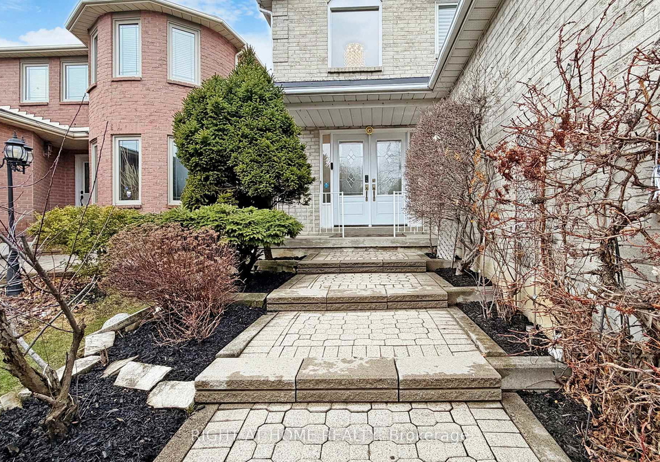 5301-heritage-hills-boulevard-mississauga-ontario-w13079226