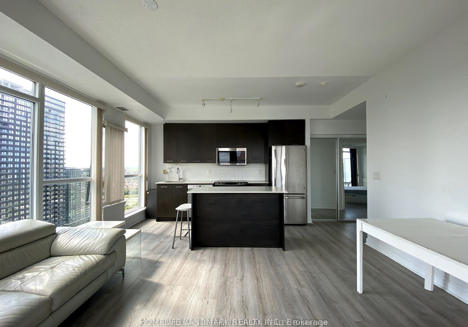 360-square-one-drive-mississauga-ontario-w13079308