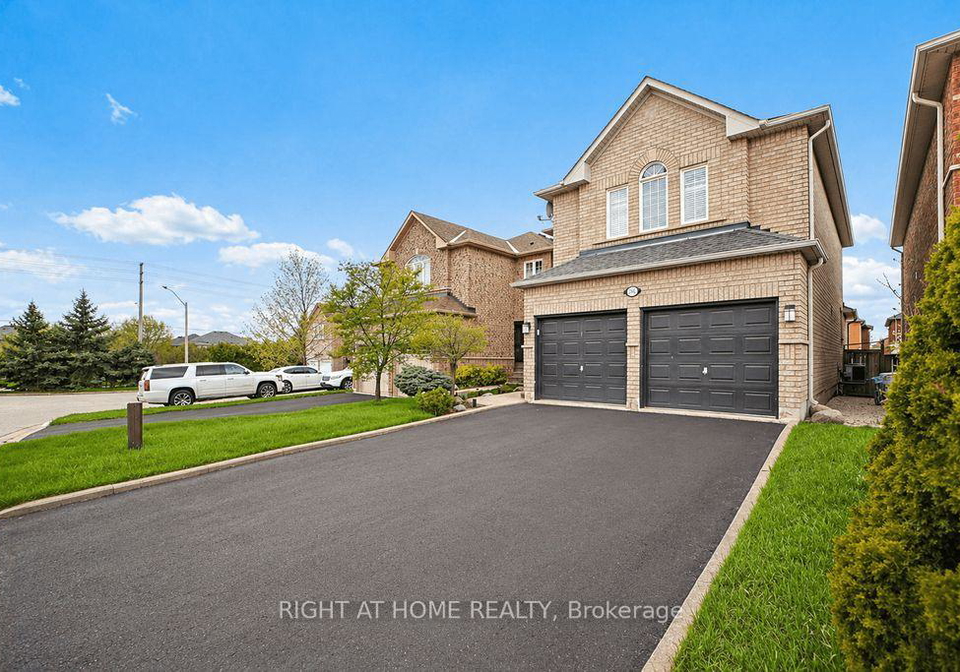 3181-baytree-court-mississauga-ontario-w13079334