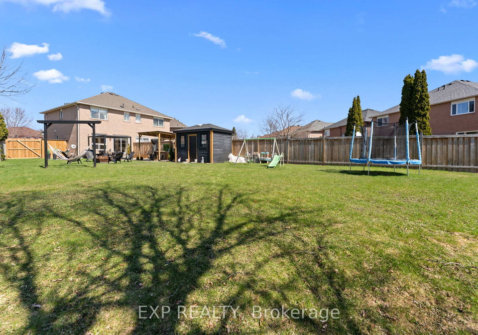 7224-visor-gate-mississauga-ontario-w13079346