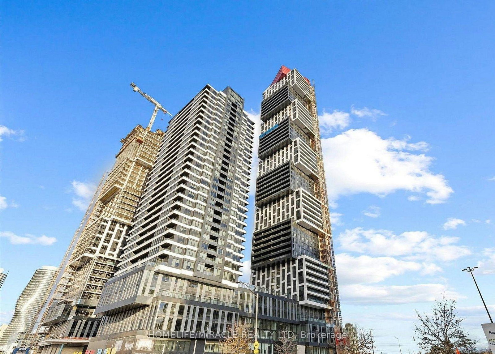 4015-the-exchange-mississauga-ontario-w13079414