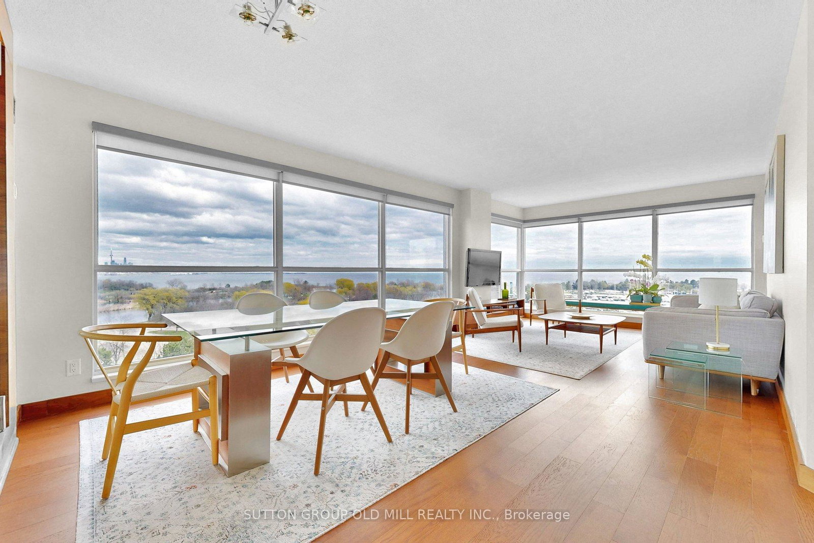 2261-lake-shore-boulevard-w-etobicoke-ontario-w13079516