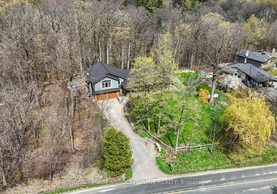 10621-third-line-halton-hills-ontario-w13079664