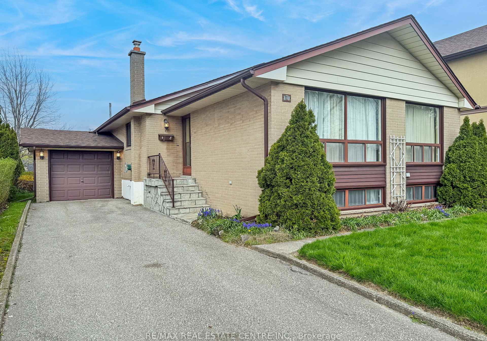 8-powburn-place-etobicoke-ontario-w13079676
