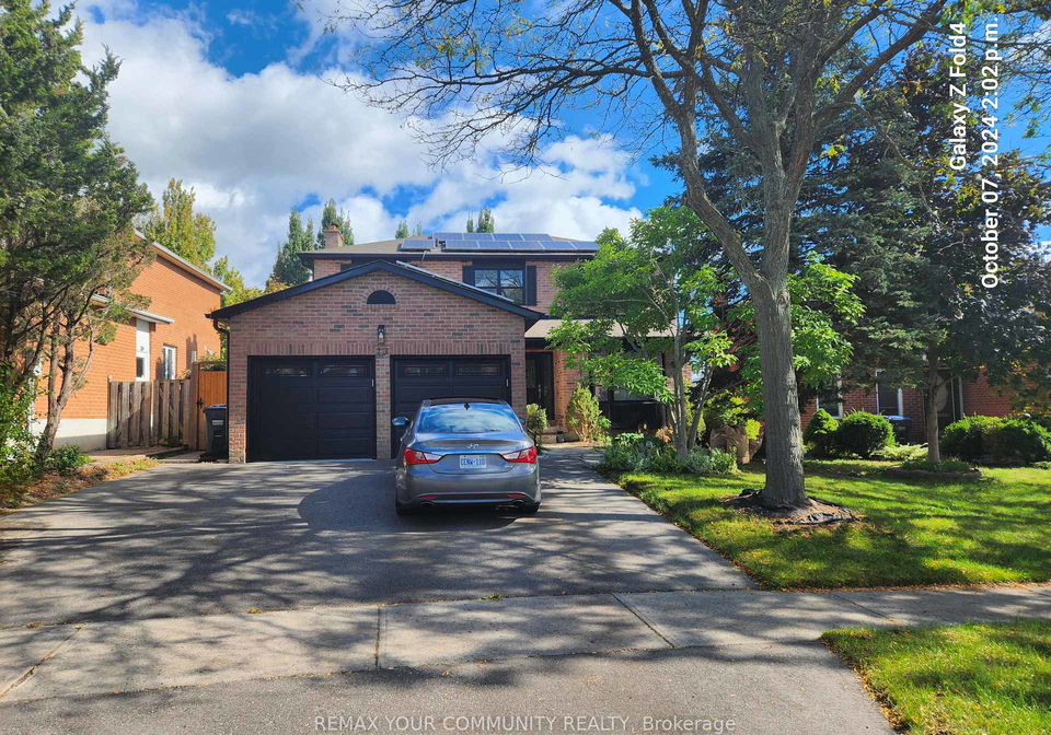 19-st-michaels-crescent-caledon-ontario-w13079770