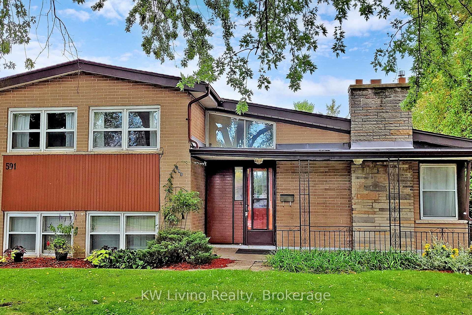 591-fourth-line-oakville-ontario-w13079988