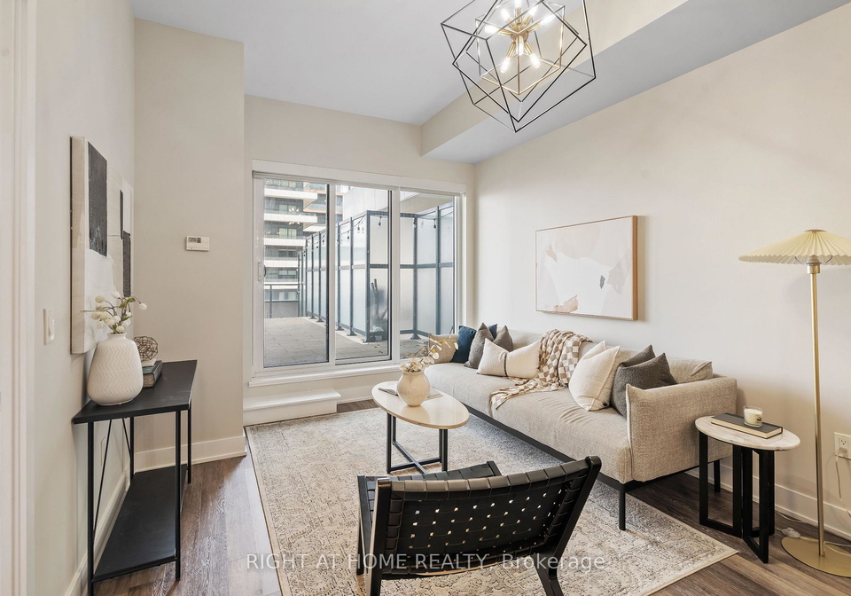 30-shore-breeze-drive-etobicoke-ontario-w13080064