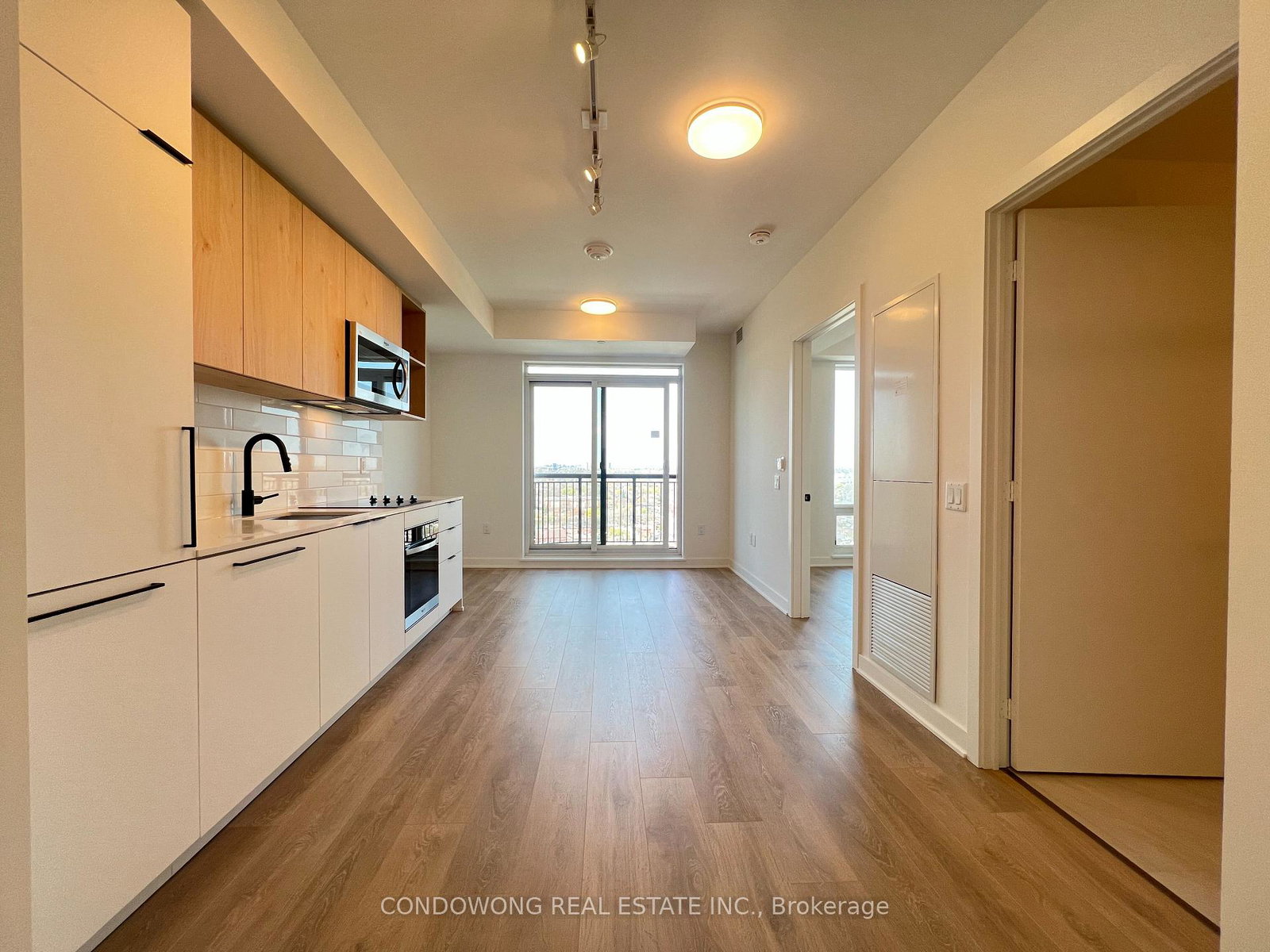 1185-dupont-street-toronto-ontario-w13080084