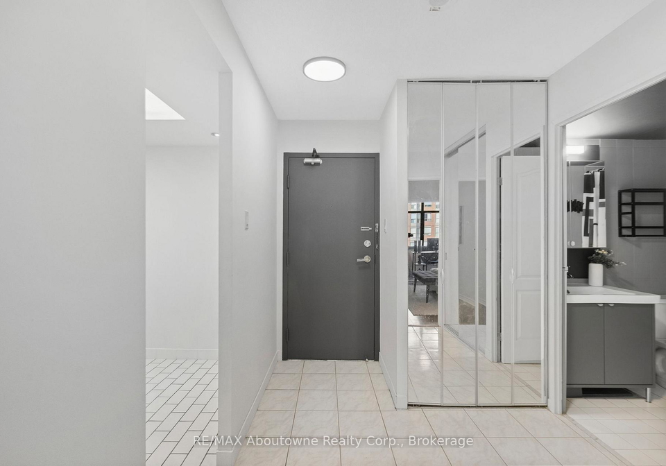 300-webb-drive-mississauga-ontario-w13080122