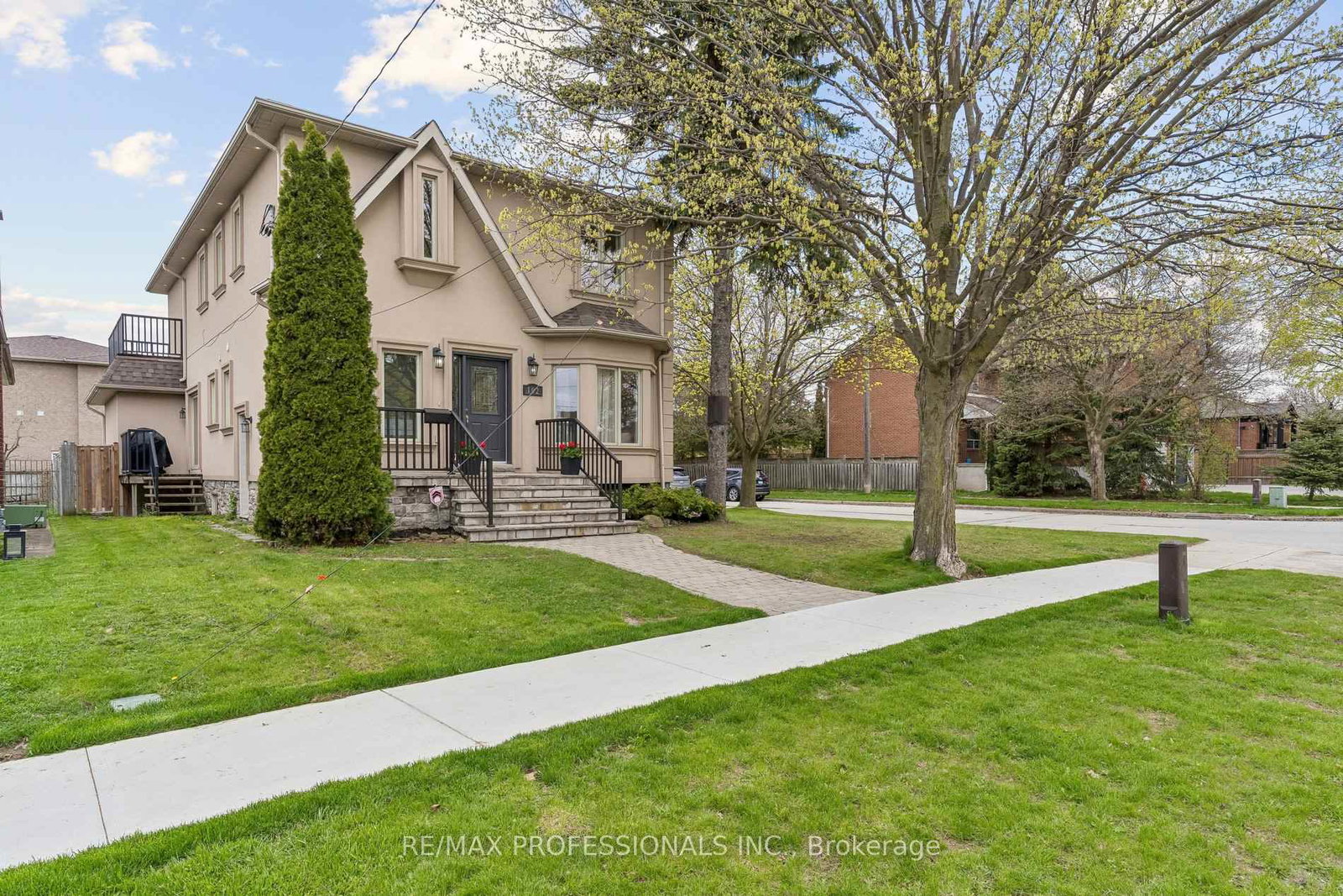 102-north-carson-street-etobicoke-ontario-w13080174