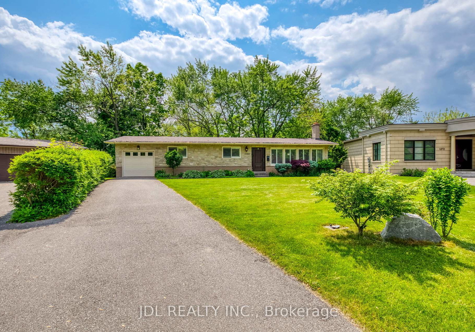 1266-lambeth-road-oakville-ontario-w13080342