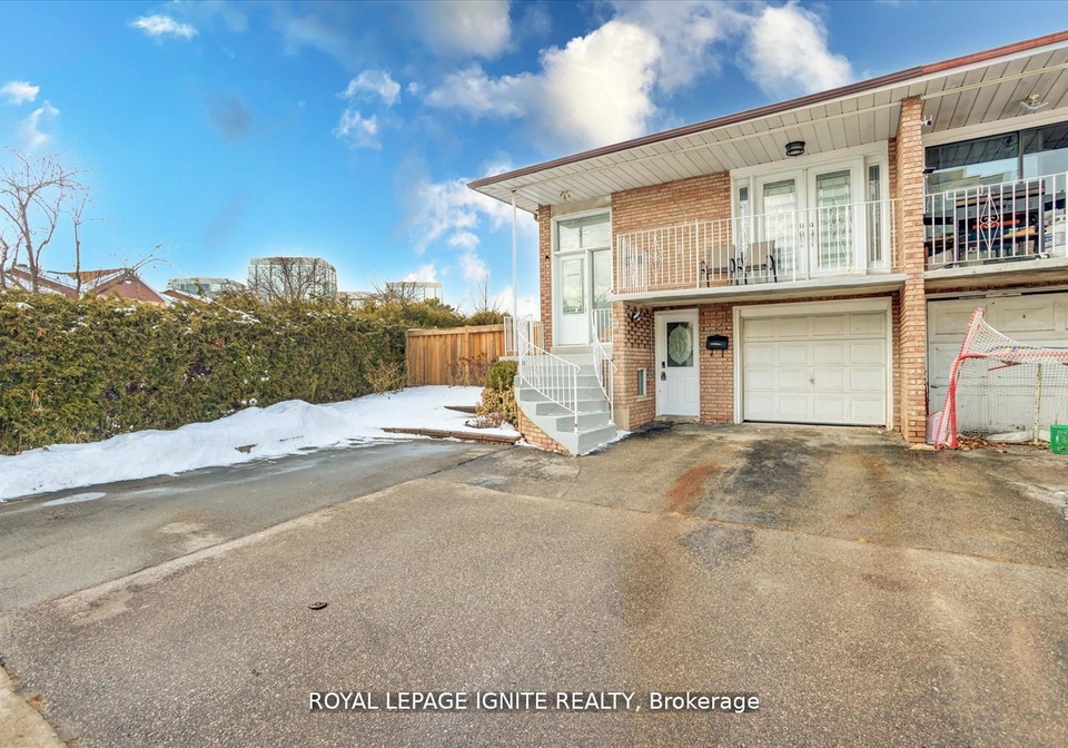 4023-bishopstoke-lane-mississauga-ontario-w13080400