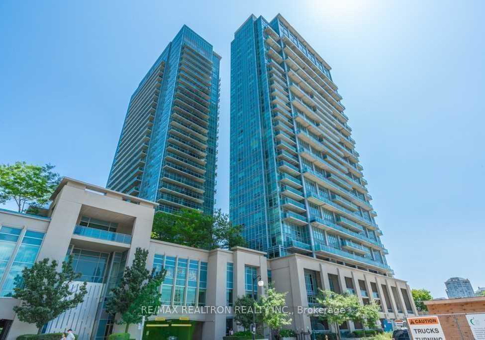 155-legion-road-n-etobicoke-ontario-w13080522