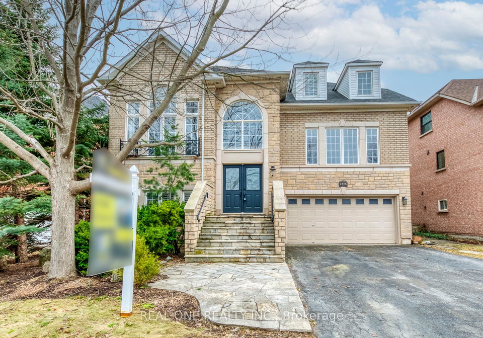 2326-rockingham-drive-oakville-ontario-w13080594