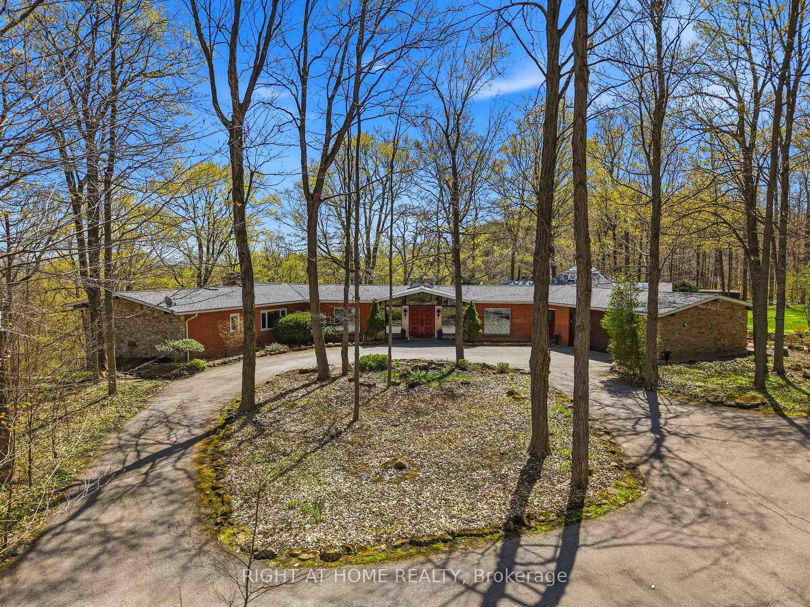 7463-bell-school-line-milton-ontario-w13080776