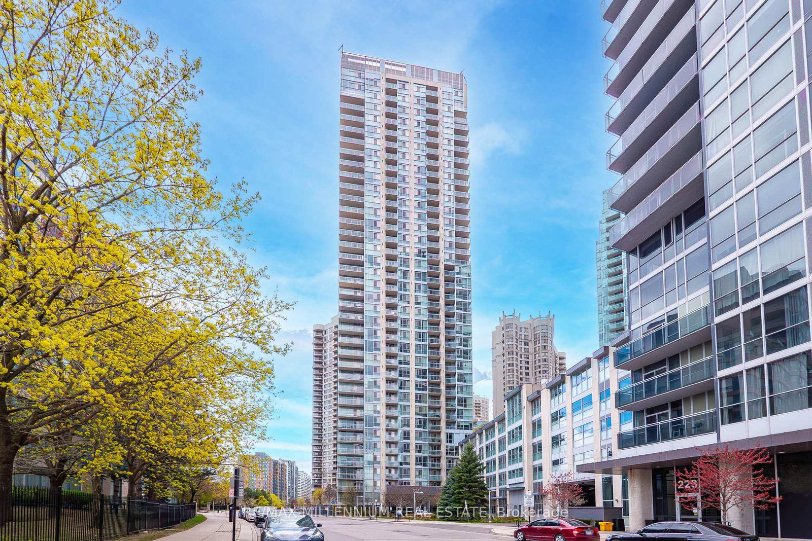 225-webb-drive-mississauga-ontario-w13080844