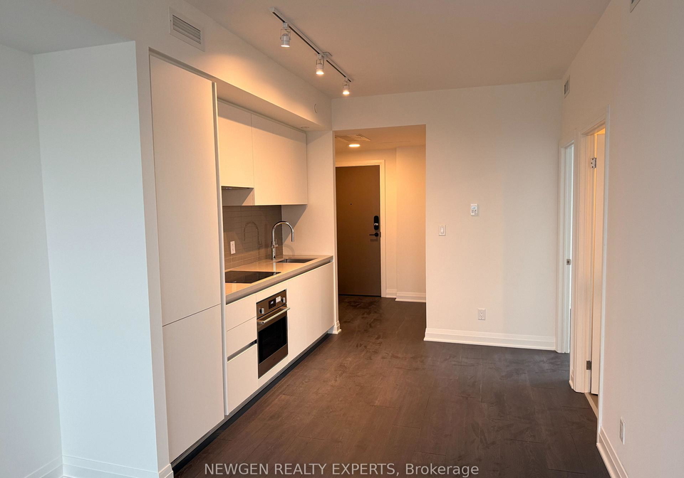 4015-the-exchange-mississauga-ontario-w13080952