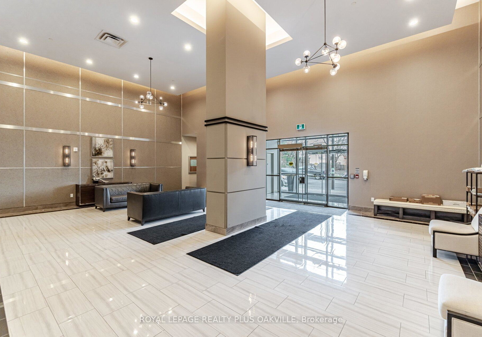 2486-old-bronte-road-oakville-ontario-w13081130