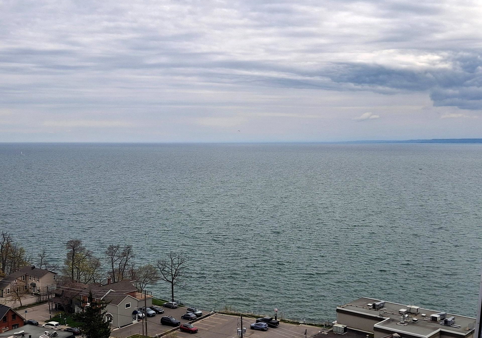 2075-lakeshore-road-burlington-ontario-w13081304