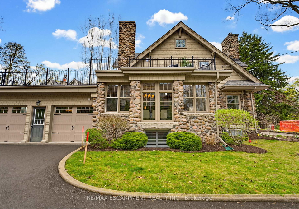 3083-lakeshore-road-burlington-ontario-w13081496