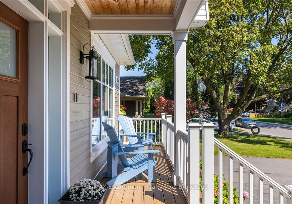 2195-courtland-drive-burlington-ontario-w13081654