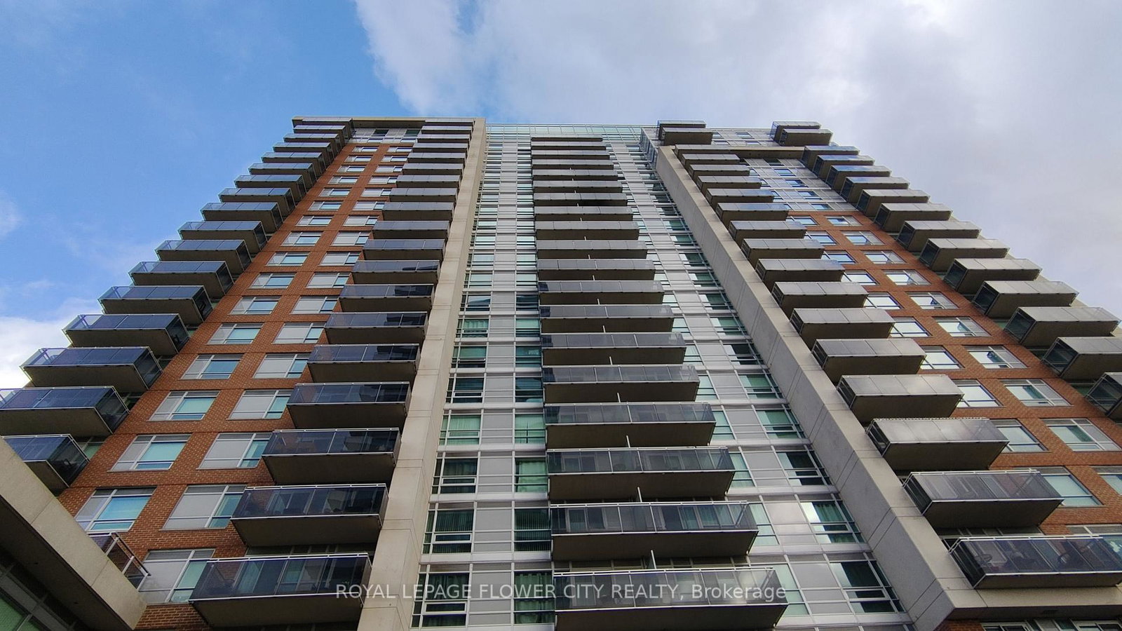 215-queen-street-brampton-ontario-w13081706