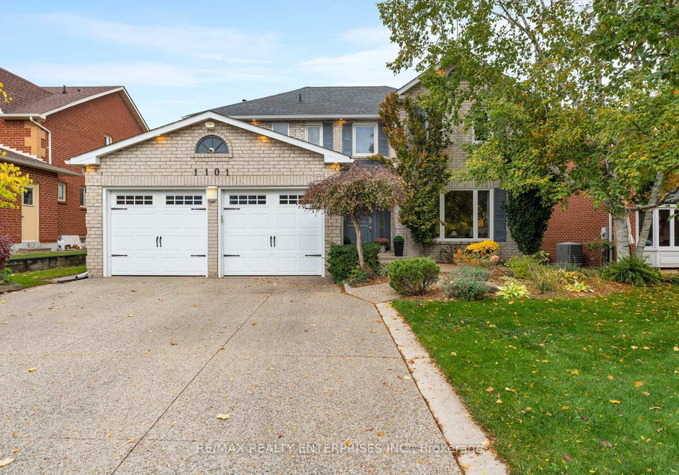 1101-fieldstone-circle-oakville-ontario-w13081740
