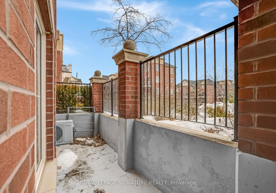 2492-post-road-oakville-ontario-w13081816