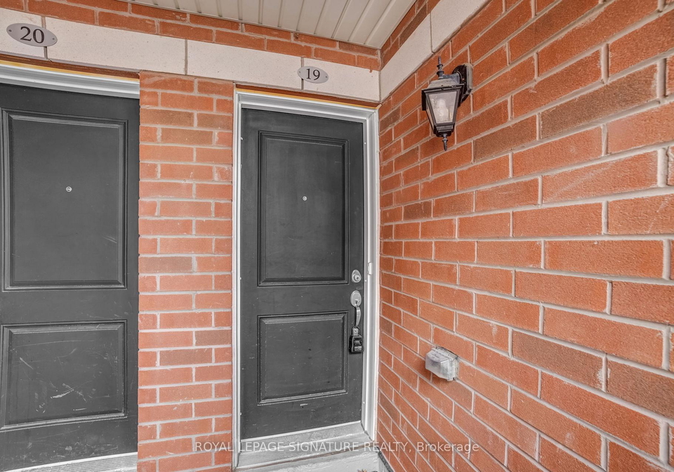 2492-post-road-oakville-ontario-w13081816