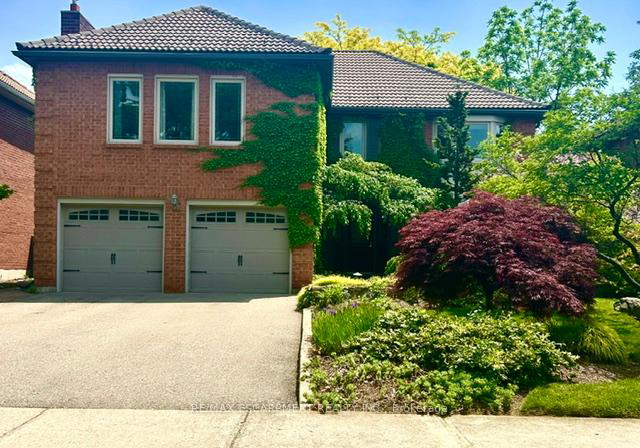 333-claremont-crescent-oakville-ontario-w13081828