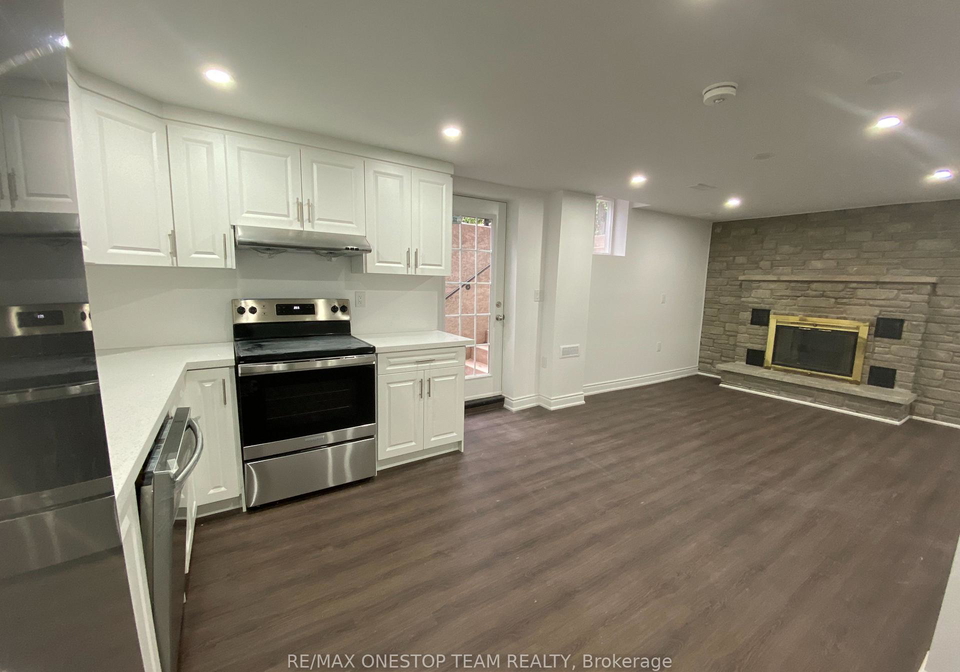 1410-winterbourne-drive-oakville-ontario-w13081868