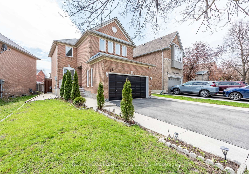 71-rocky-mountain-crescent-brampton-ontario-w13081998