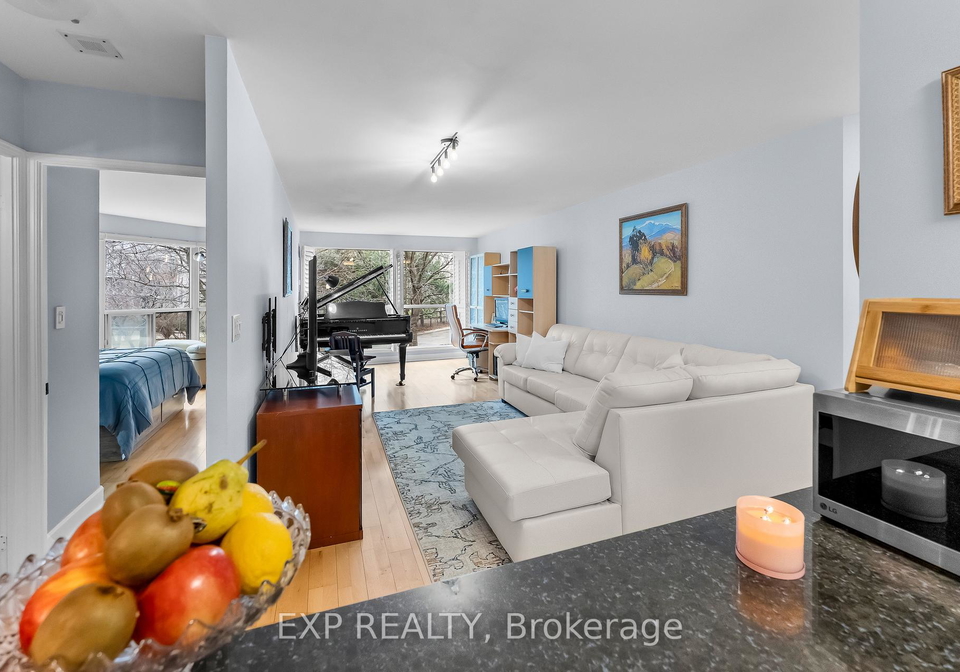 2267-lake-shore-boulevard-w-etobicoke-ontario-w13082092