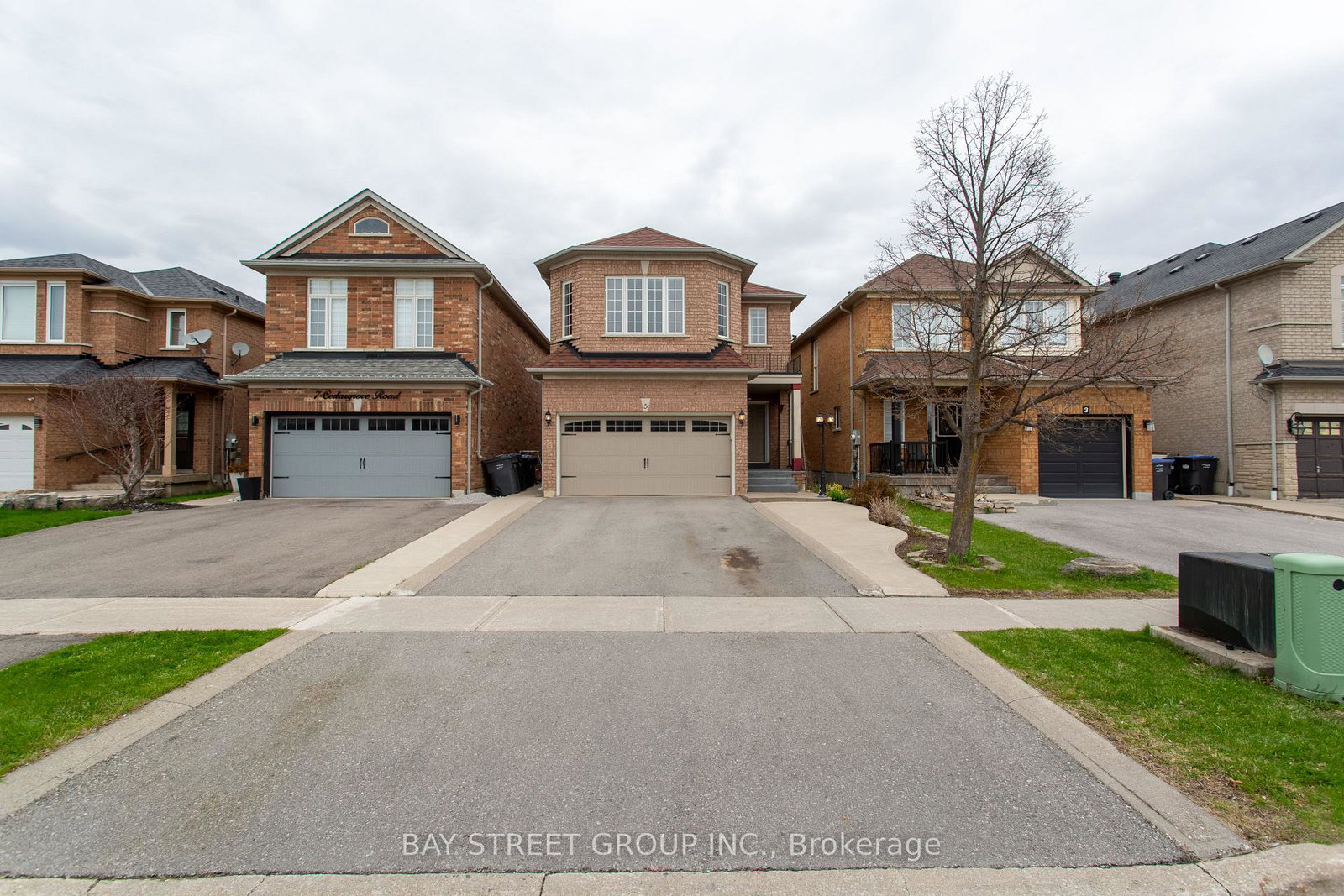 5-cedargrove-road-caledon-ontario-w13082214
