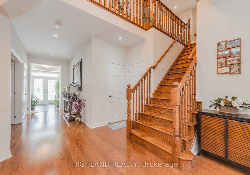 3426-liptay-avenue-oakville-ontario-w13082280