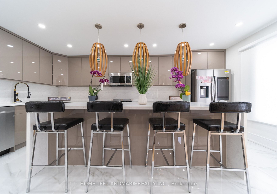 224-macedonia-crescent-mississauga-ontario-w13082338