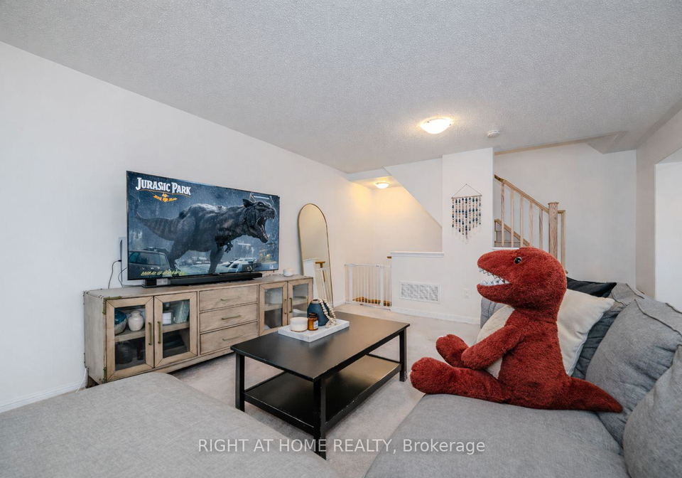 525-cavanagh-lane-milton-ontario-w13082792